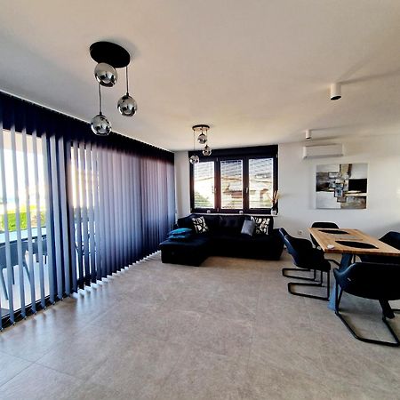 Dinary Apartman 维尔 外观 照片